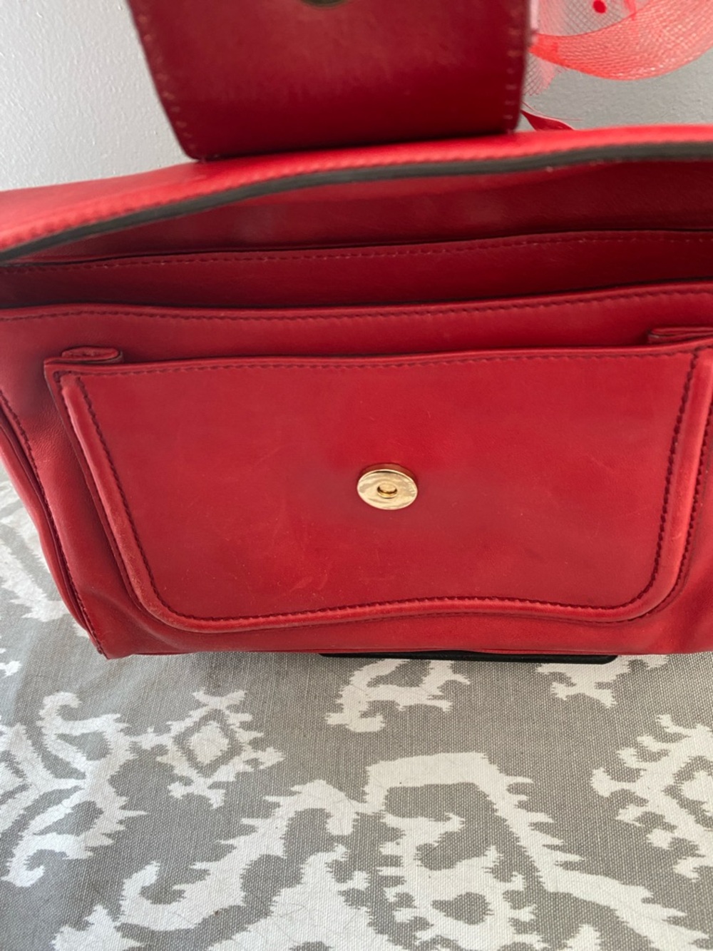 Salvatore Ferragamo Red Leather Shoulder Bag w/Gold Bow and Red Compact Wallet - Picture 8 of 14